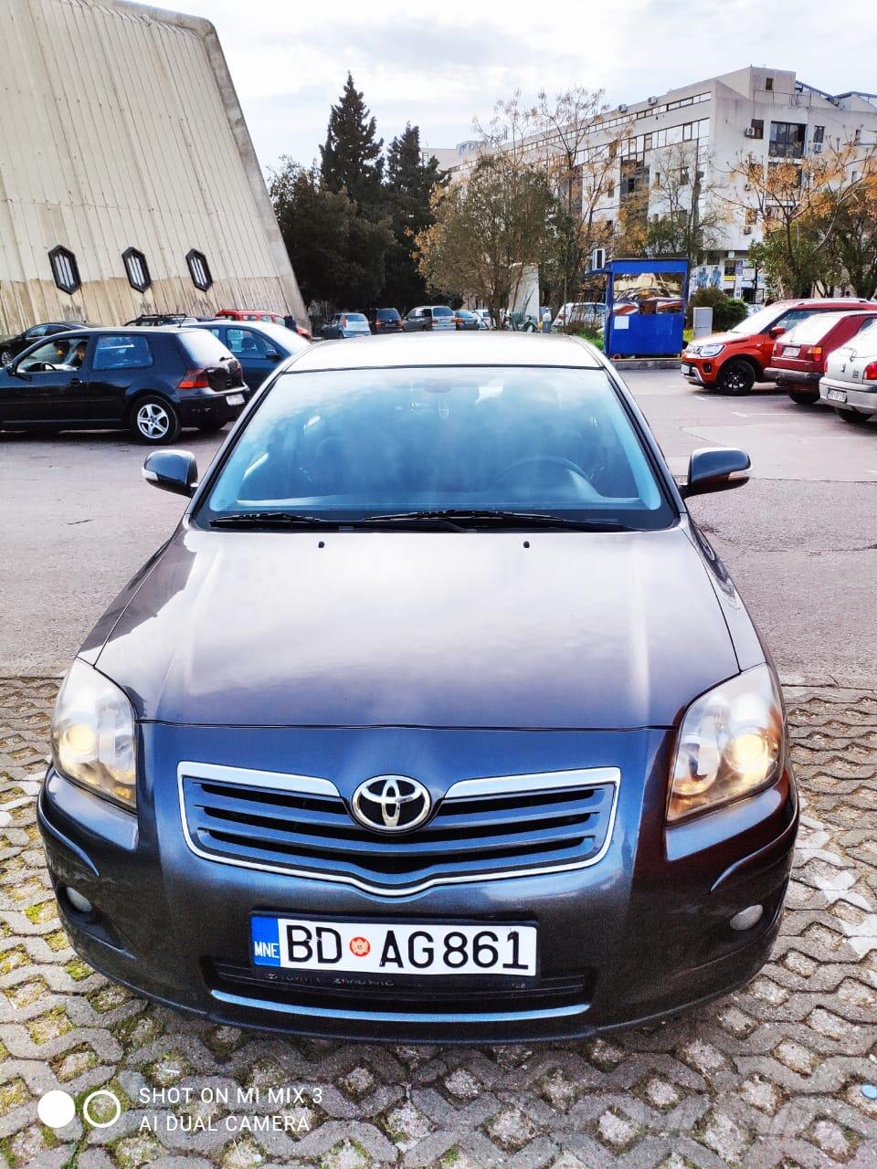 Toyota crna gora