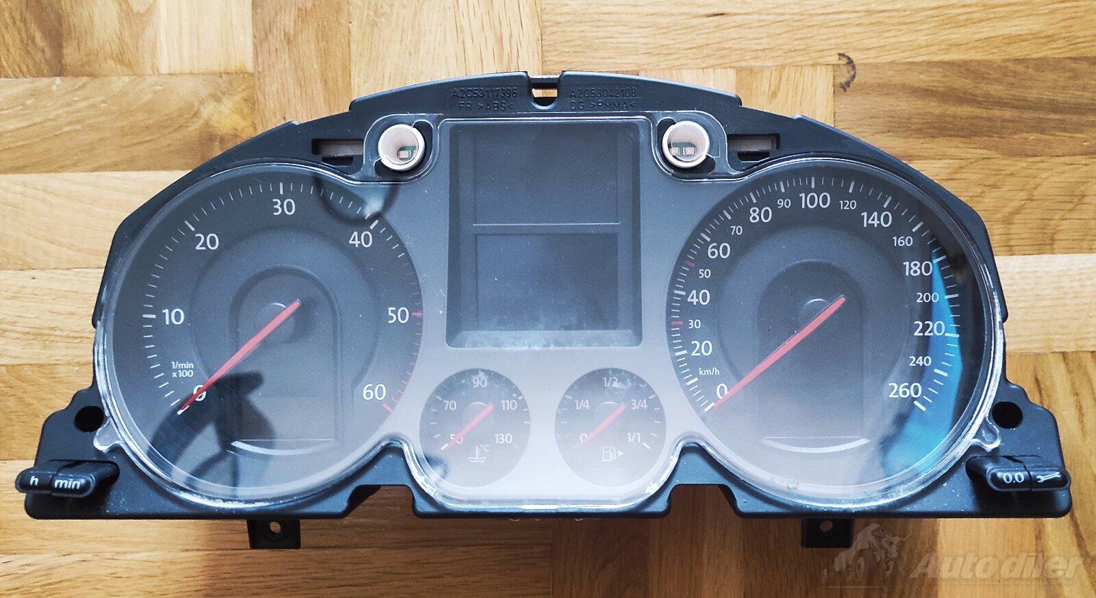 Instrument tabla za Automobile Volkswagen Passat 20052010