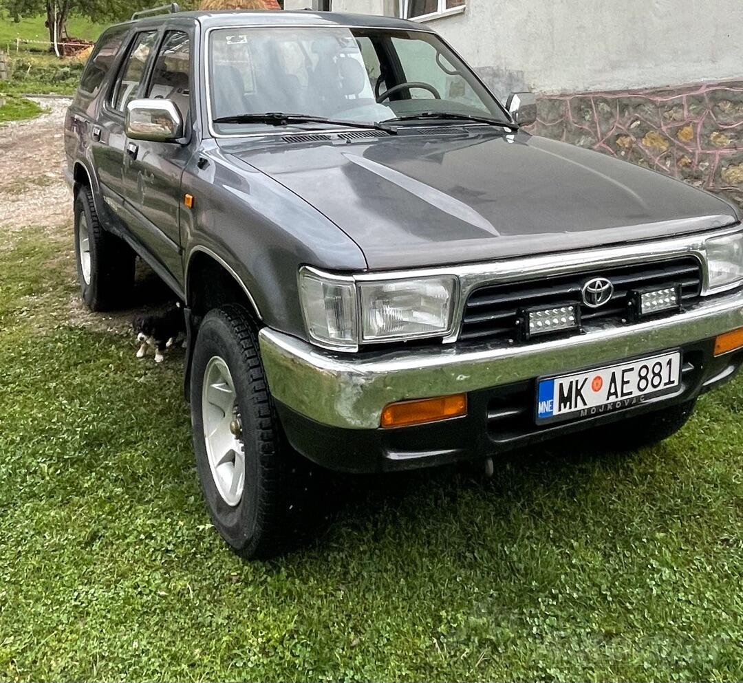 Toyota crna gora