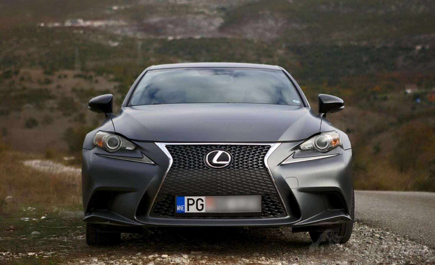 Lexus is 250 2020