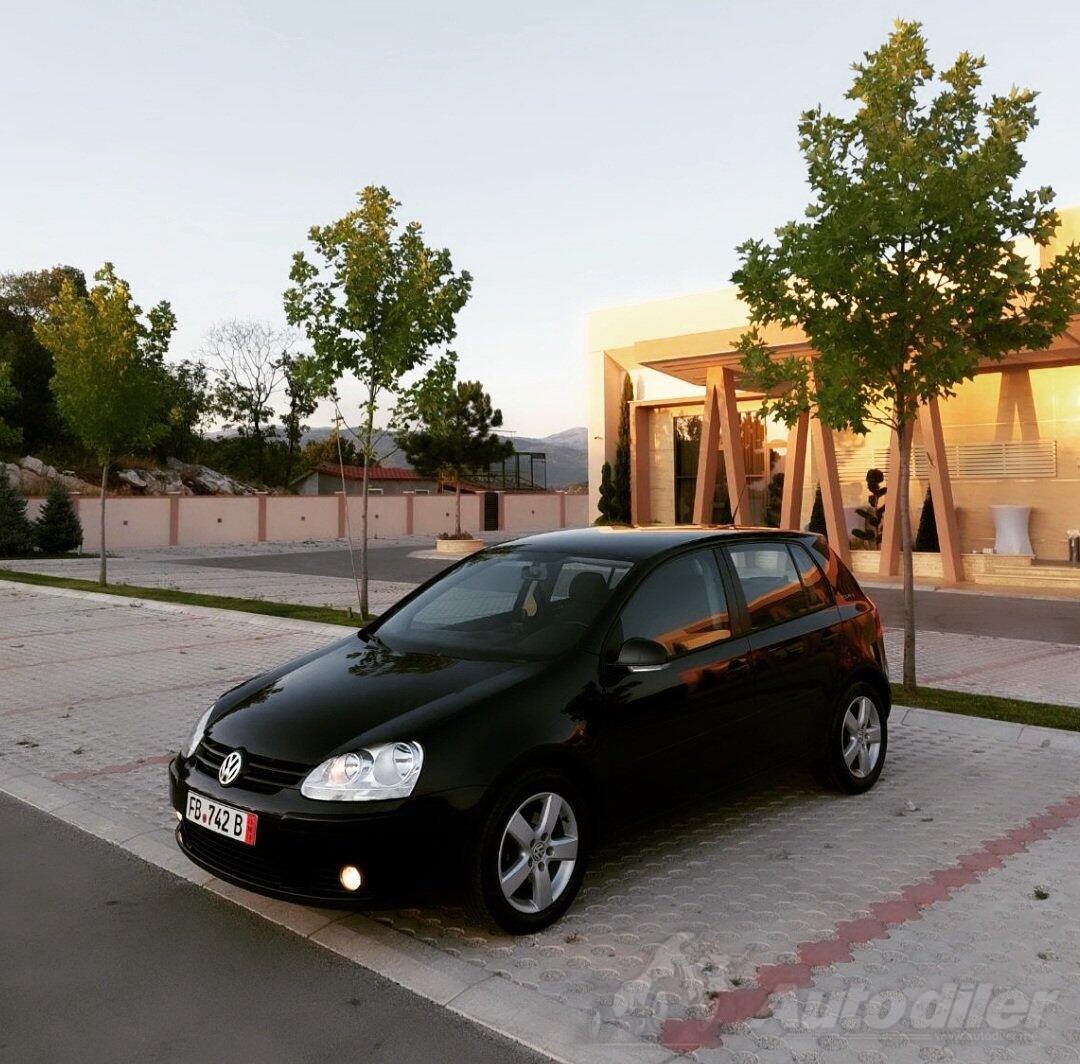 Volkswagen Golf 5 1.9 Cijena 5200 € Crna Gora Nikšić Nikšić