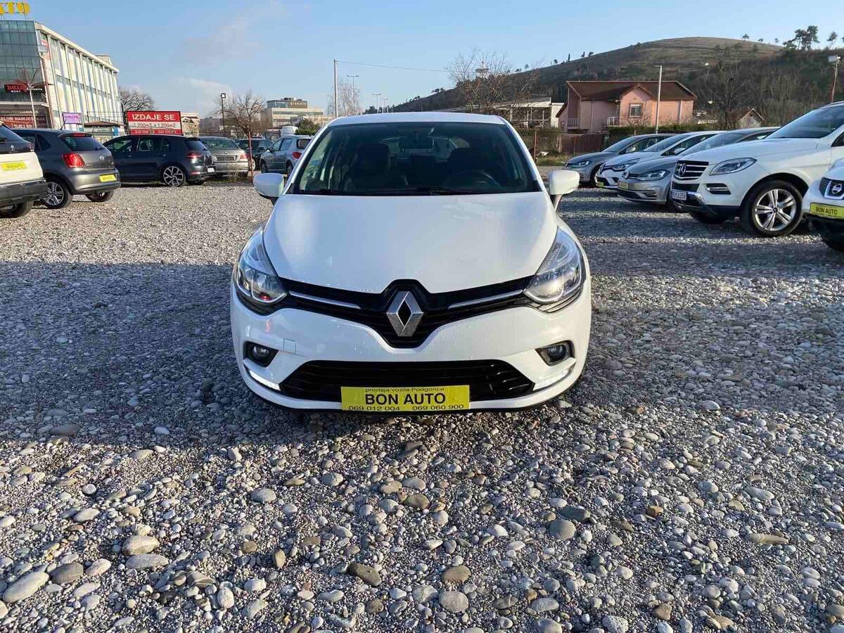 Renault Clio AUTOMATIK 1.5 Cijena 10700 € Crna Gora Podgorica