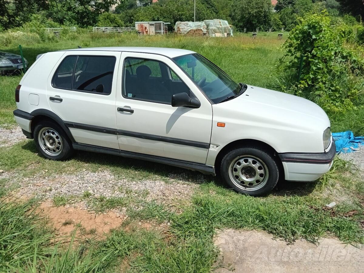 Volkswagen - Golf 3 - Tdi - Cijena 2500 € - Crna Gora Podgorica Podgorica  (uži dio) Automobili