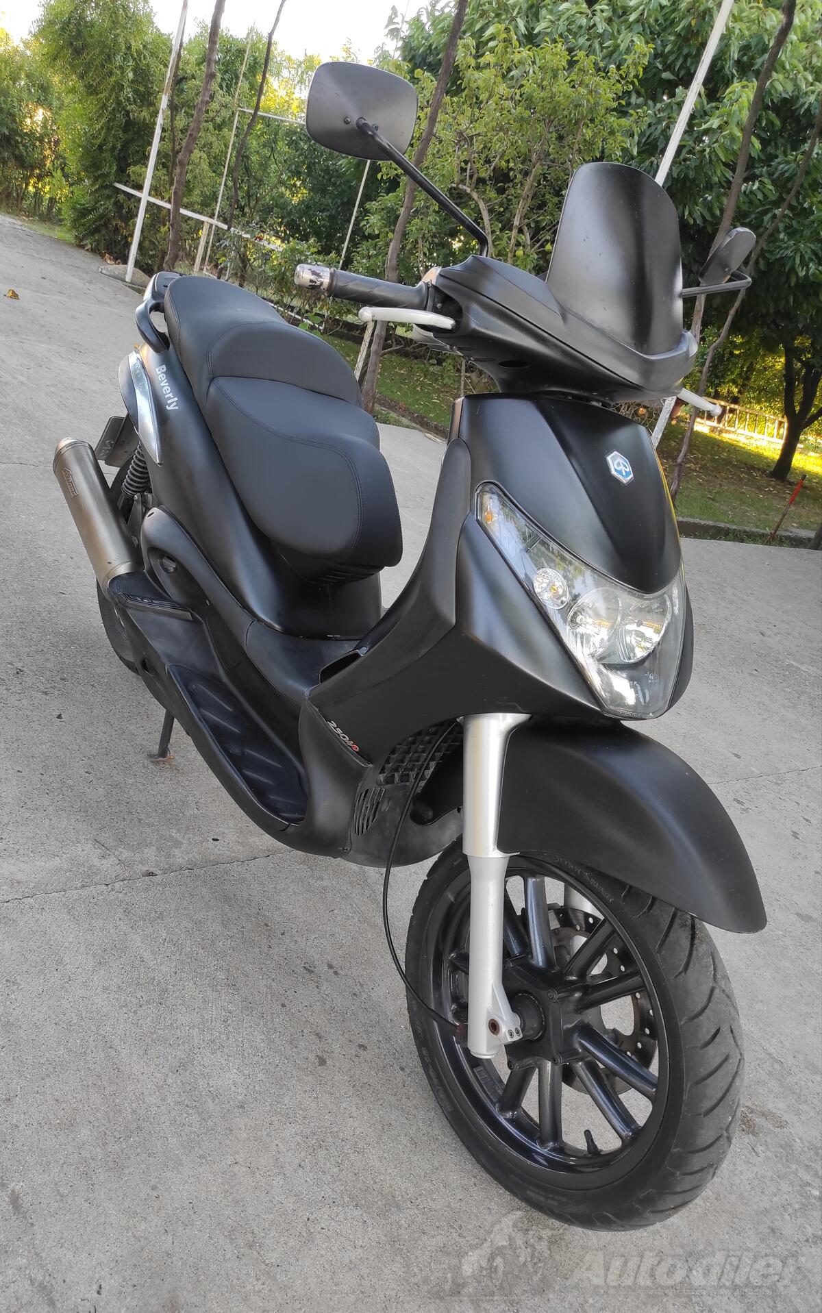 Piaggio - Beverly 250 Sport - Cijena 1900 € - Crna Gora Herceg