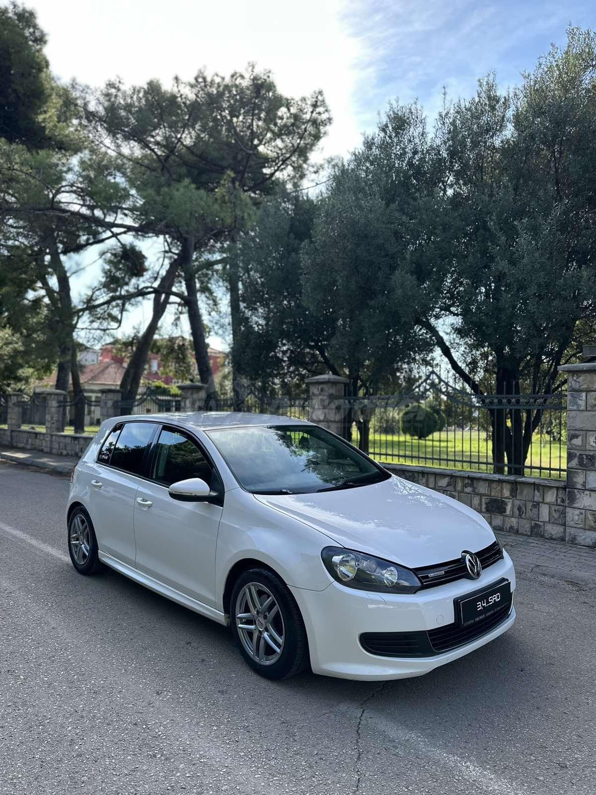 Volkswagen Golf 6 1.6 tdi Cijena 6900 € Montenegro Bar Bartula