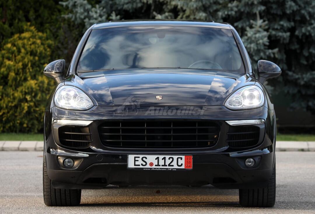 Porsche Cayenne 4.2 S Cijena 55000 € Crna Gora Nikšić Nikšić