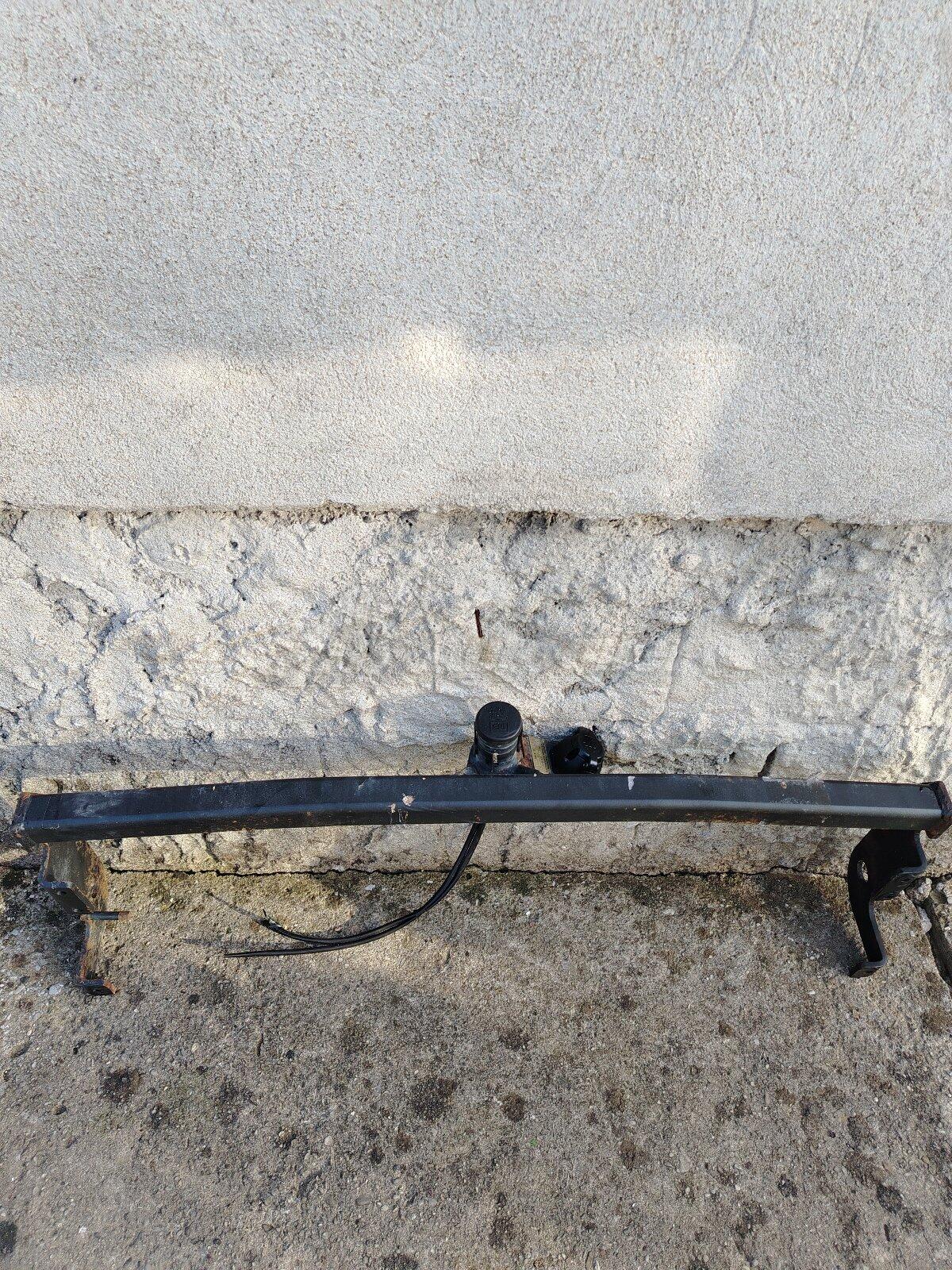 Tow hook Renault Cijena 180 € Montenegro Podgorica Podgorica (City Center) Tow hook AutoDiler