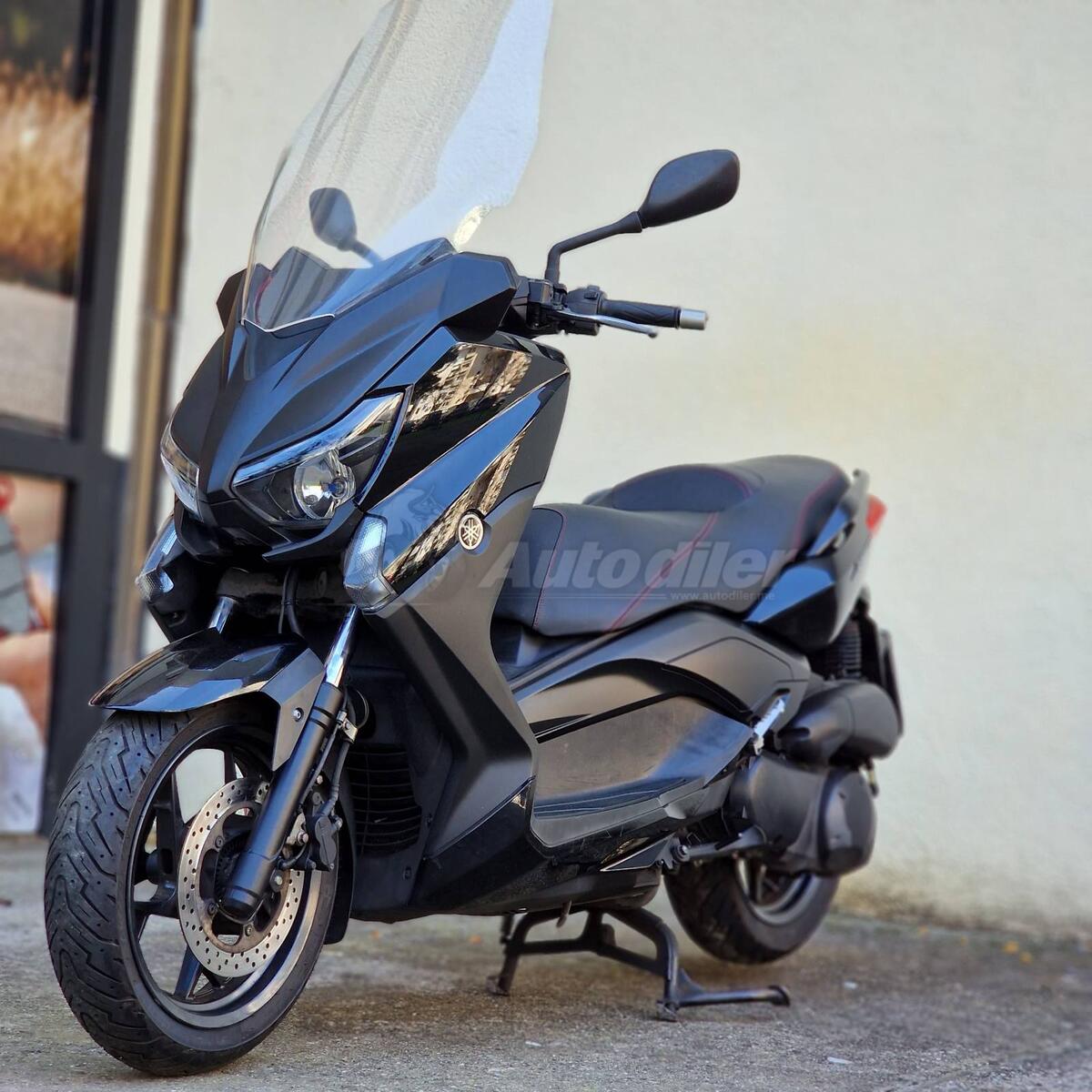 Yamaha - X-MAX - Cijena 3680 € - Montenegro Podgorica Blok 5 ...