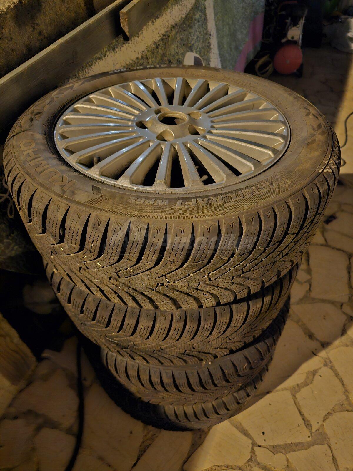 Ostalo rims and 205 55 16 kumho tires Cijena 350 € Montenegro