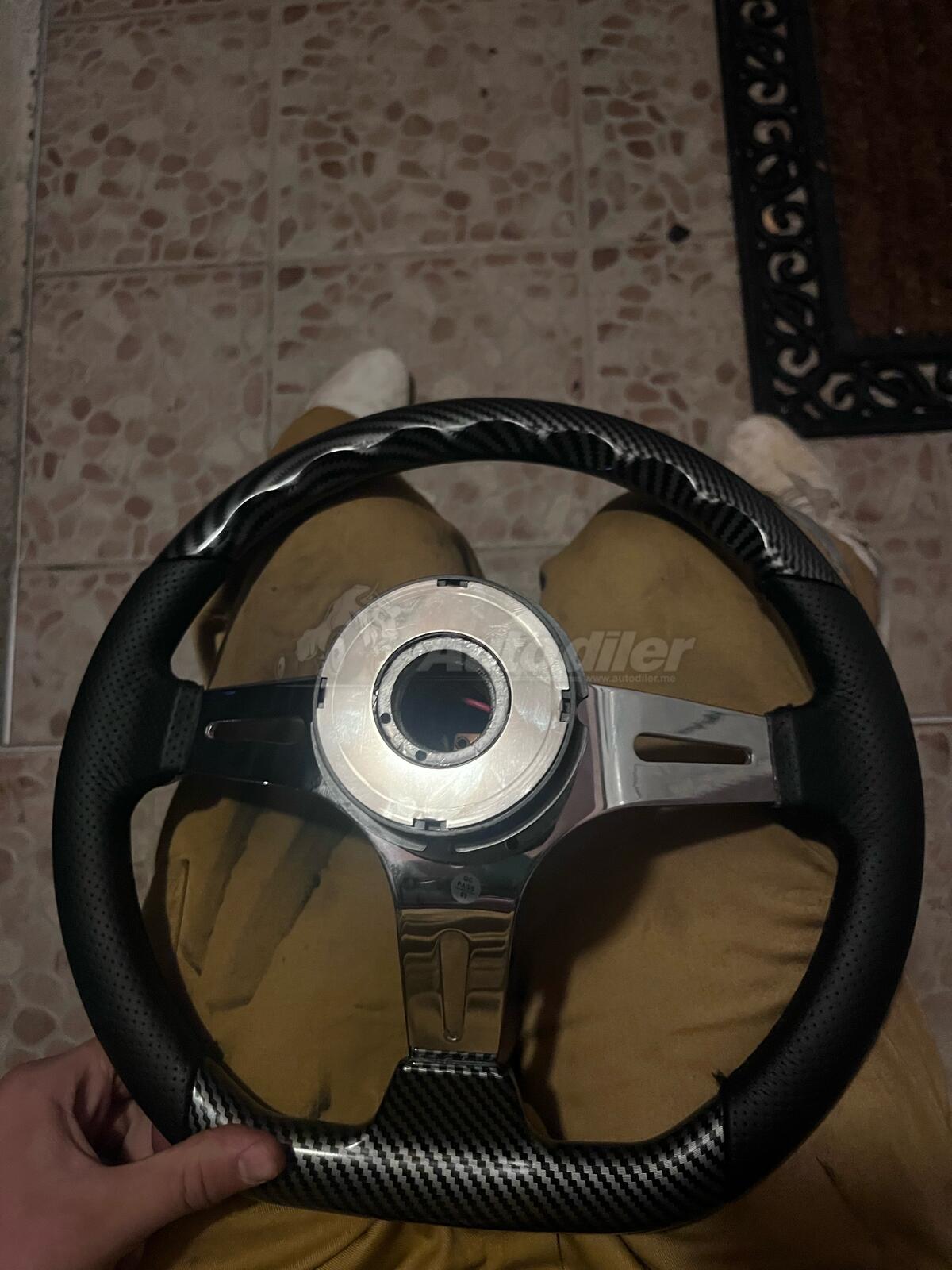Volan za Golf 2 god. 2025 - Cijena 180 € - Crna Gora Kotor Glavatičići ...