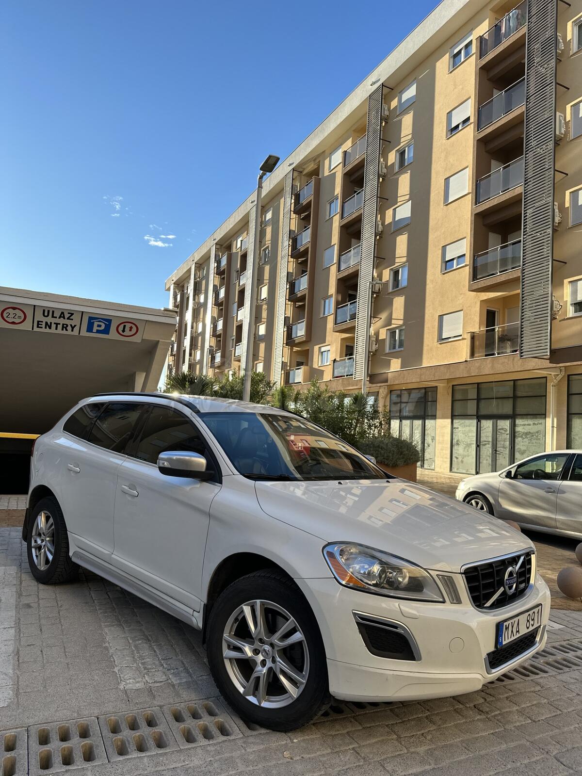 Volvo - XC 60 - 2.0 - Cijena 12400 € - Montenegro Podgorica City kvart ...