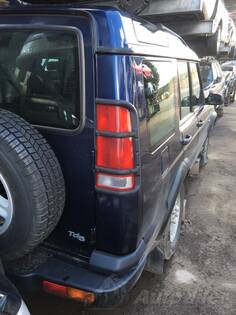 Land Rover - Discovery TD5 in parts