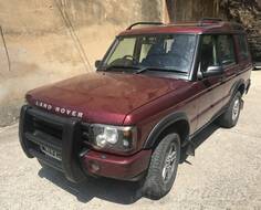 Land Rover - Discovery TD5 in parts