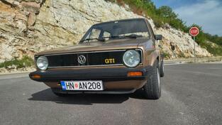Volkswagen - Golf 1
