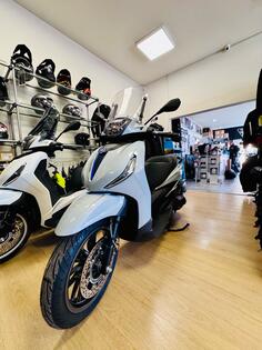 Piaggio - BEVERLY 310 HPE NEW 2025