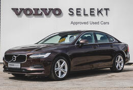 Volvo - S90 - MOMENTUM 2.0 L