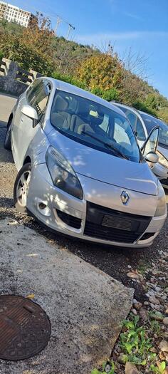 U djelovima Renault - Scenic 15