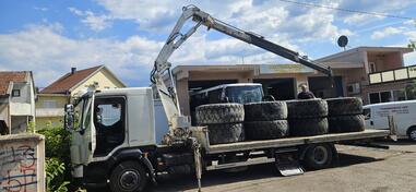 Excavation of foundations and channels - Construction machinery services