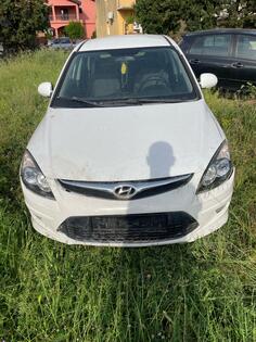 U djelovima Hyundai - i30 1.6CRDI