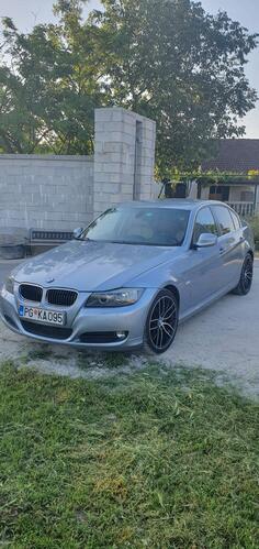 BMW - 330 - E90