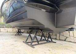 Boat maintenance and service - Nautical services