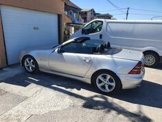 Mercedes Benz - SLC 200