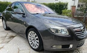 Opel - Insignia - 2.0 CDTI
