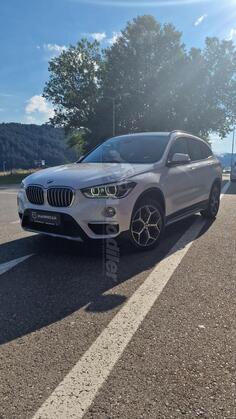 BMW - X1