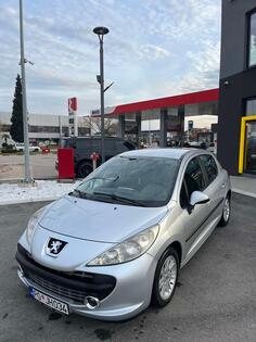 Peugeot - 207 - 1.4 hdi