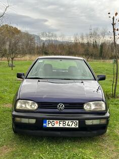 Volkswagen - Golf 3 - 1.8