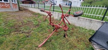 Deutz-Fahr - rastresac sijena