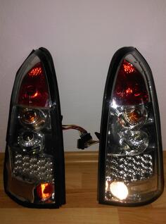 Oba stop svjetla za Opel - Astra - 2003