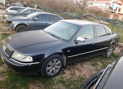 U djelovima Audi - A8
