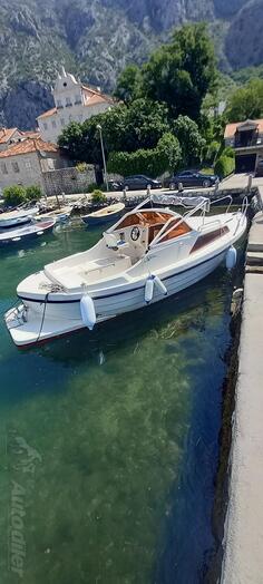 Navar - Adria 660