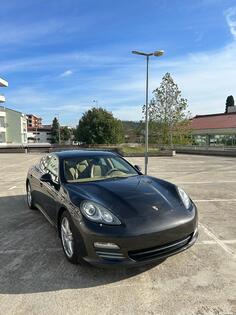 Porsche - Panamera - 4s