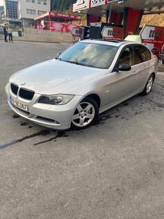 BMW - 320