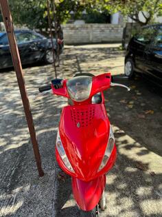 Piaggio - Zip
