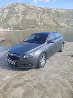 Chevrolet - Cruze