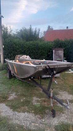 Uniesse - UERBERSETTBOOT B2-M82U