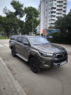 Toyota - Hilux - Invincible 2.8 D-4D