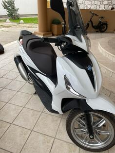 Piaggio - Beverly