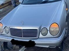 Mercedes Benz - E 200 Okas in parts