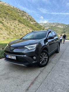 Toyota - RAV 4 - Hybrid benzin