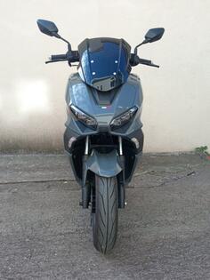 KSR Moto - V Max 175