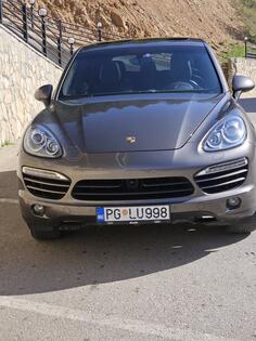 Porsche - Cayenne