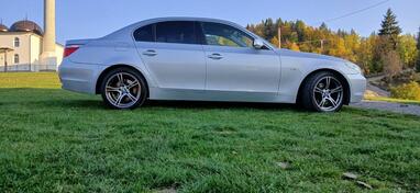 BMW - 520 - 520D