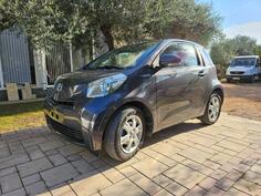 Toyota - iQ - 1.0 2011