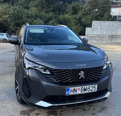 Peugeot - 5008