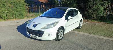 Peugeot - 207 - 1.4