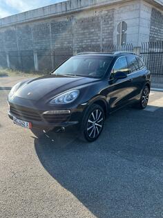 Porsche - Cayenne